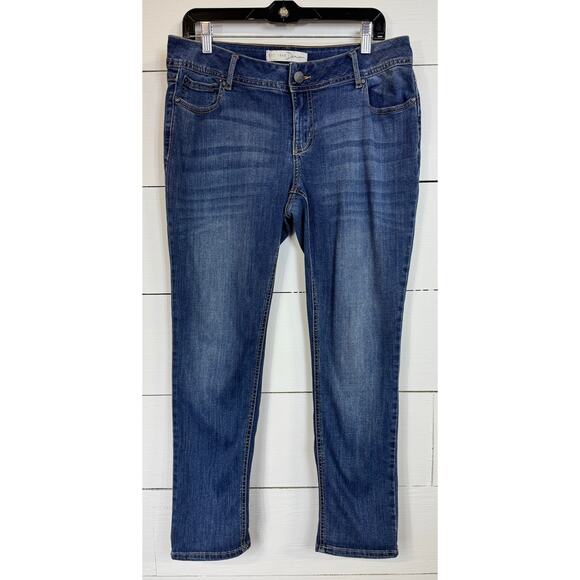 Cato Straight Cut Jeans Women's Size 14 Petite - Picture 1 of 3